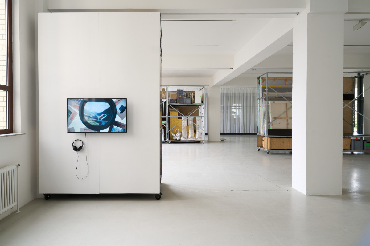 Revue, 2021, Found-Footage-Video, 16:06 min, Ausstellungsansicht: morning, now, here, awake, light, Storage Museum, Düsseldorf, 2026. Foto: Ludwig Kuffer, © Storage Museum.